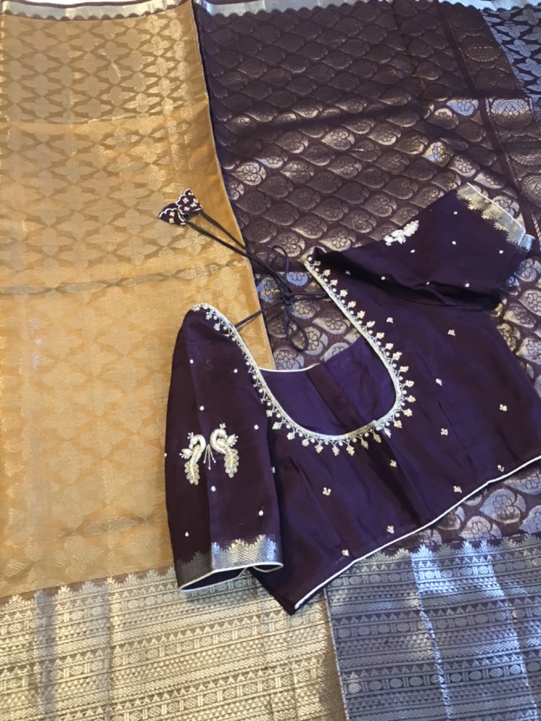 Mangalagiri pattu saree with stitched maggam work blouse - photo 4