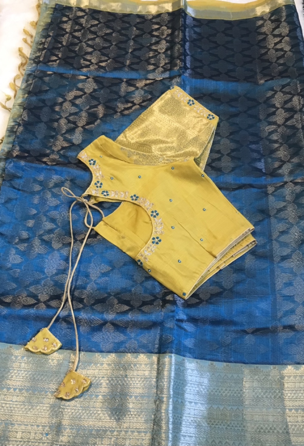Mangalagiri Silk Saree with stitched maggam work blouse - photo 3