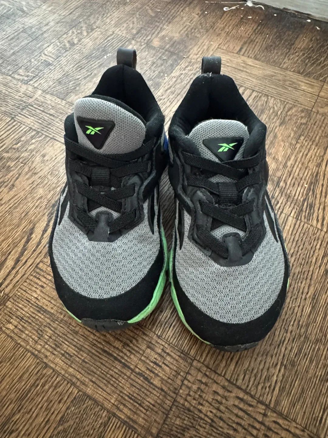 Reebok Toddler Sneakers - Size 7 image indicator(2)