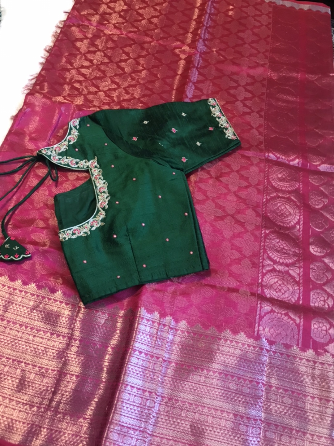 Mangalagiri silk saree with stitched blouse. - photo 4