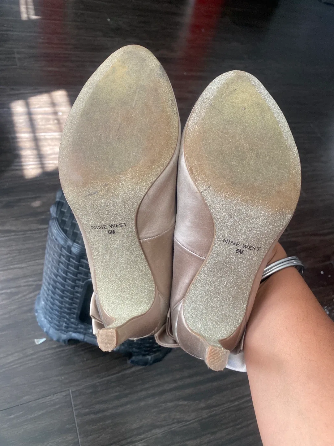 Nine West Heels, Size 6M image indicator(3)