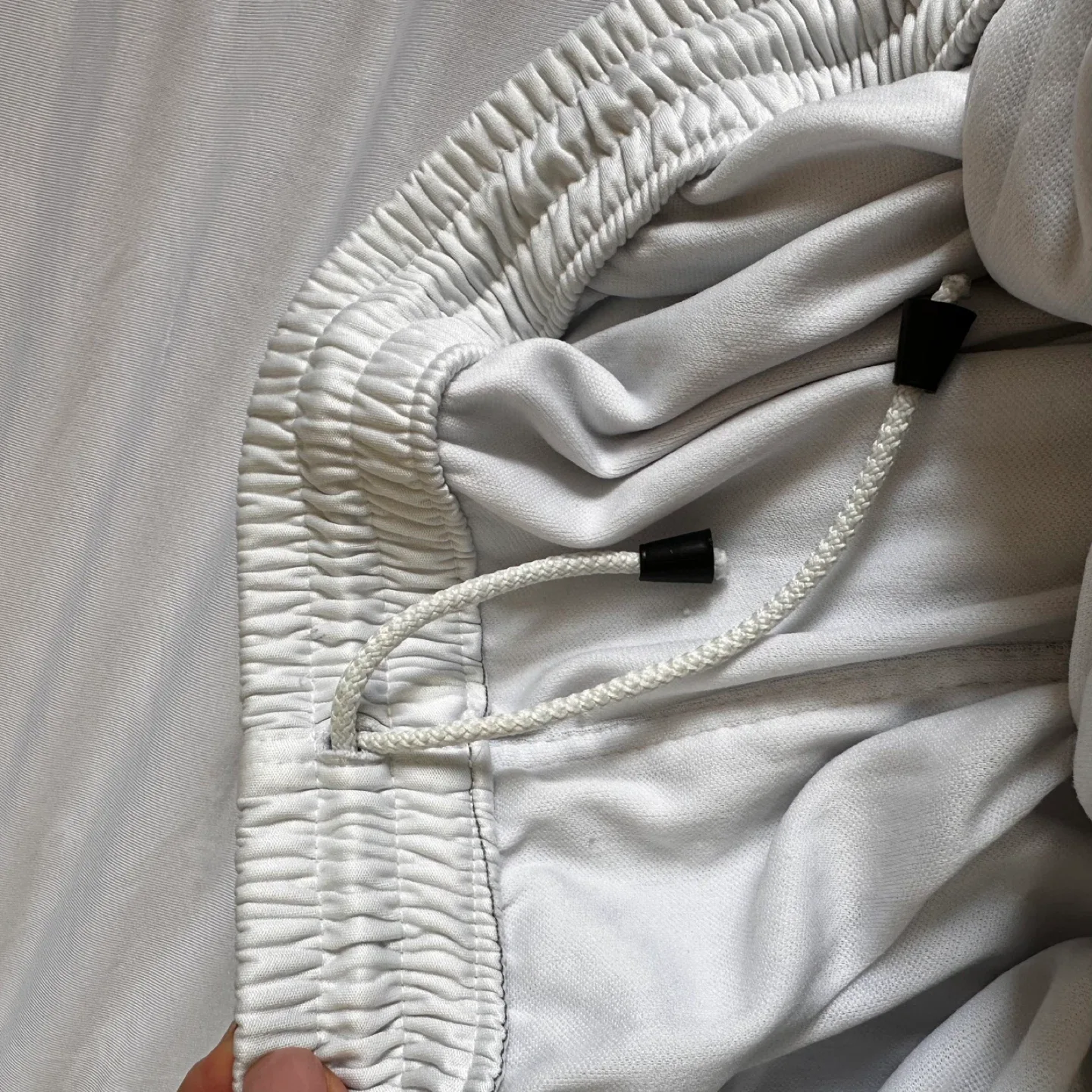 Men’s White Athletic Shorts image indicator(3)