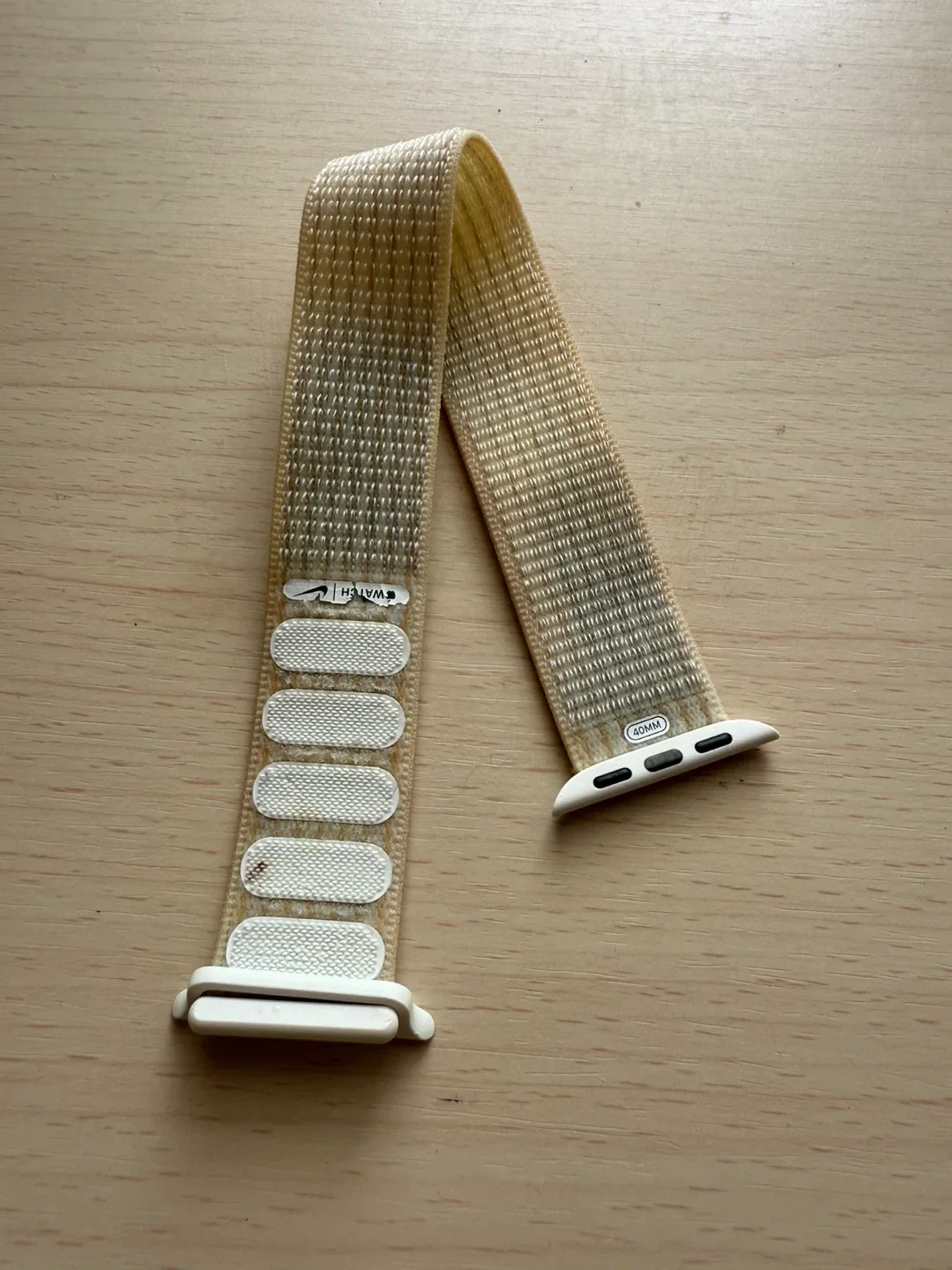 Apple Watch 40mm Sport Loop Band thumbnail