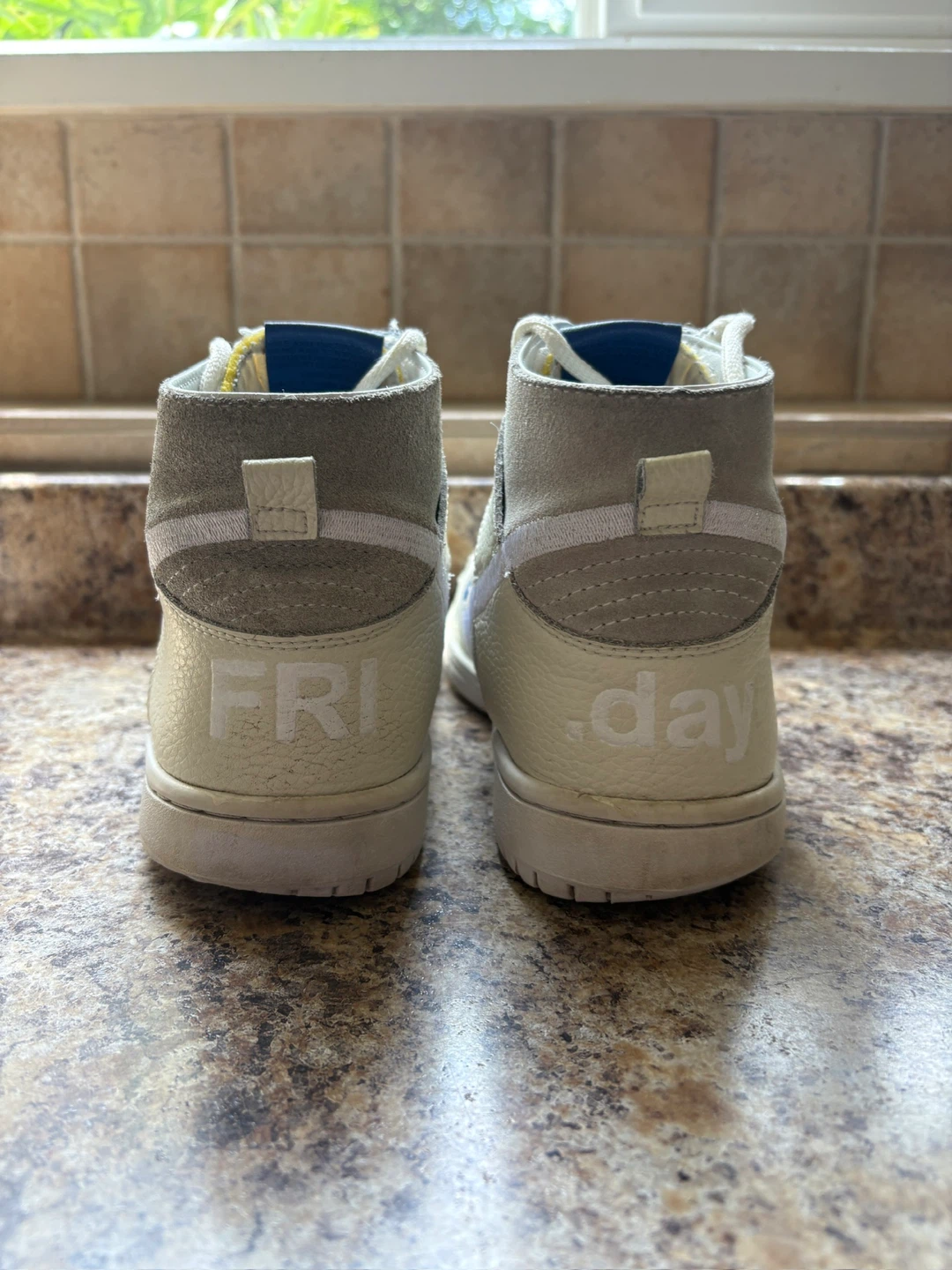 Nike SB Dunk High Friday Cream/Grey - photo 2