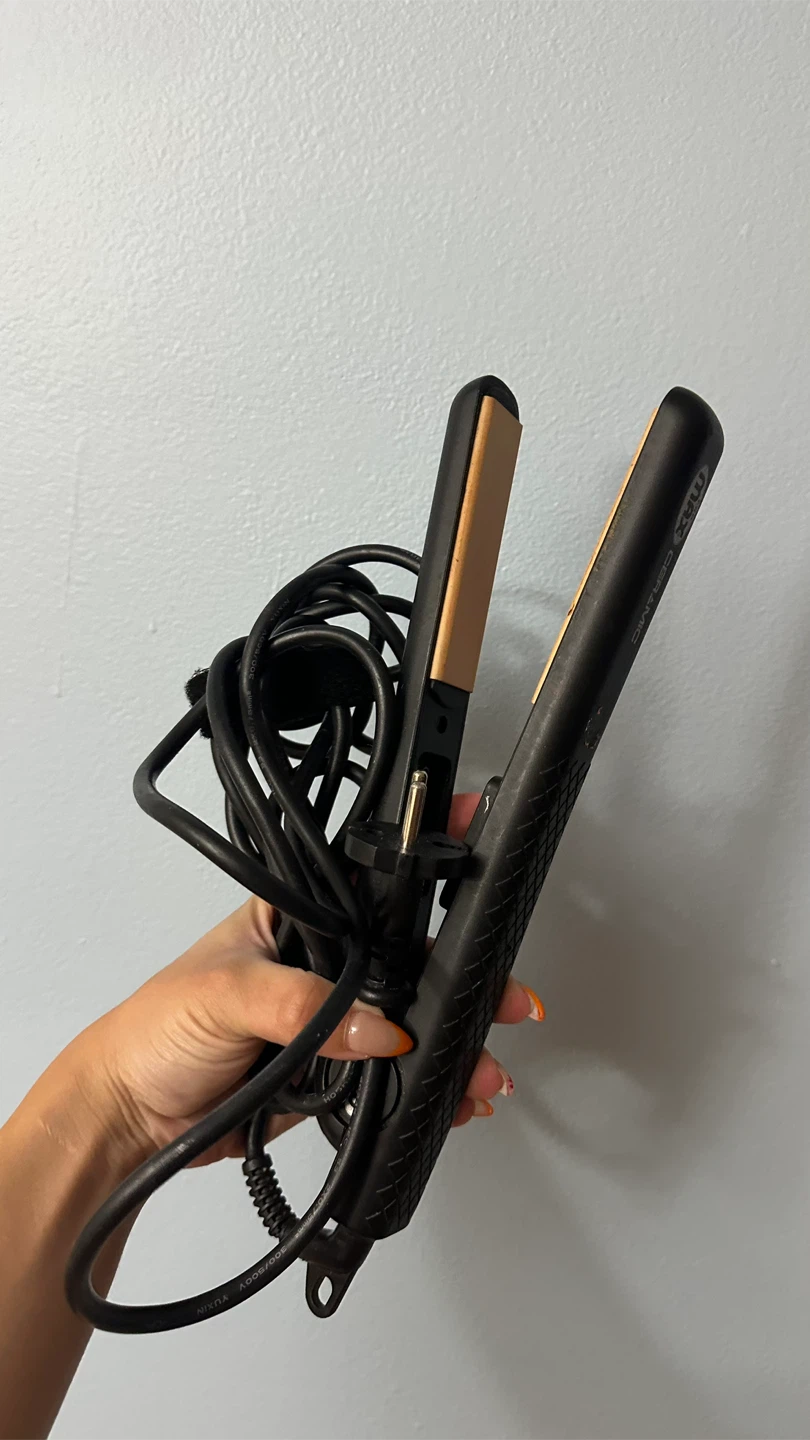 MAX CERAMIC Hair Straightener