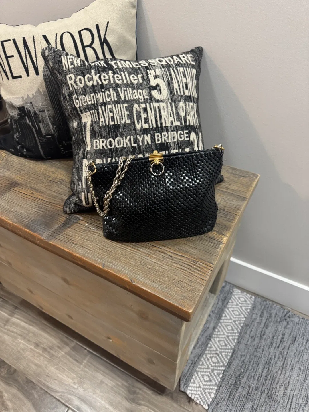 whiting & davis co black chain bag thumbnail