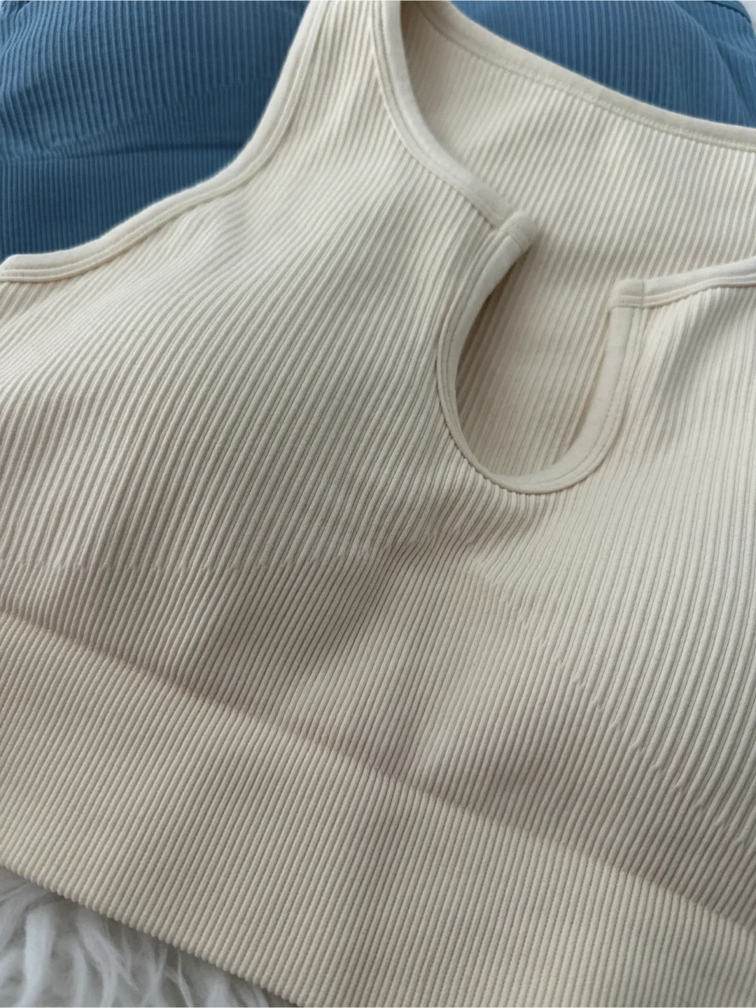 Ribbed Tank Top - Size M image indicator(2)