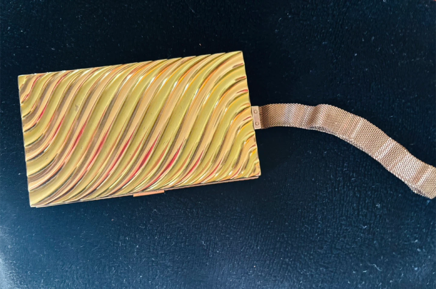 🥕Vintage Evans Brass Makeup Clutch