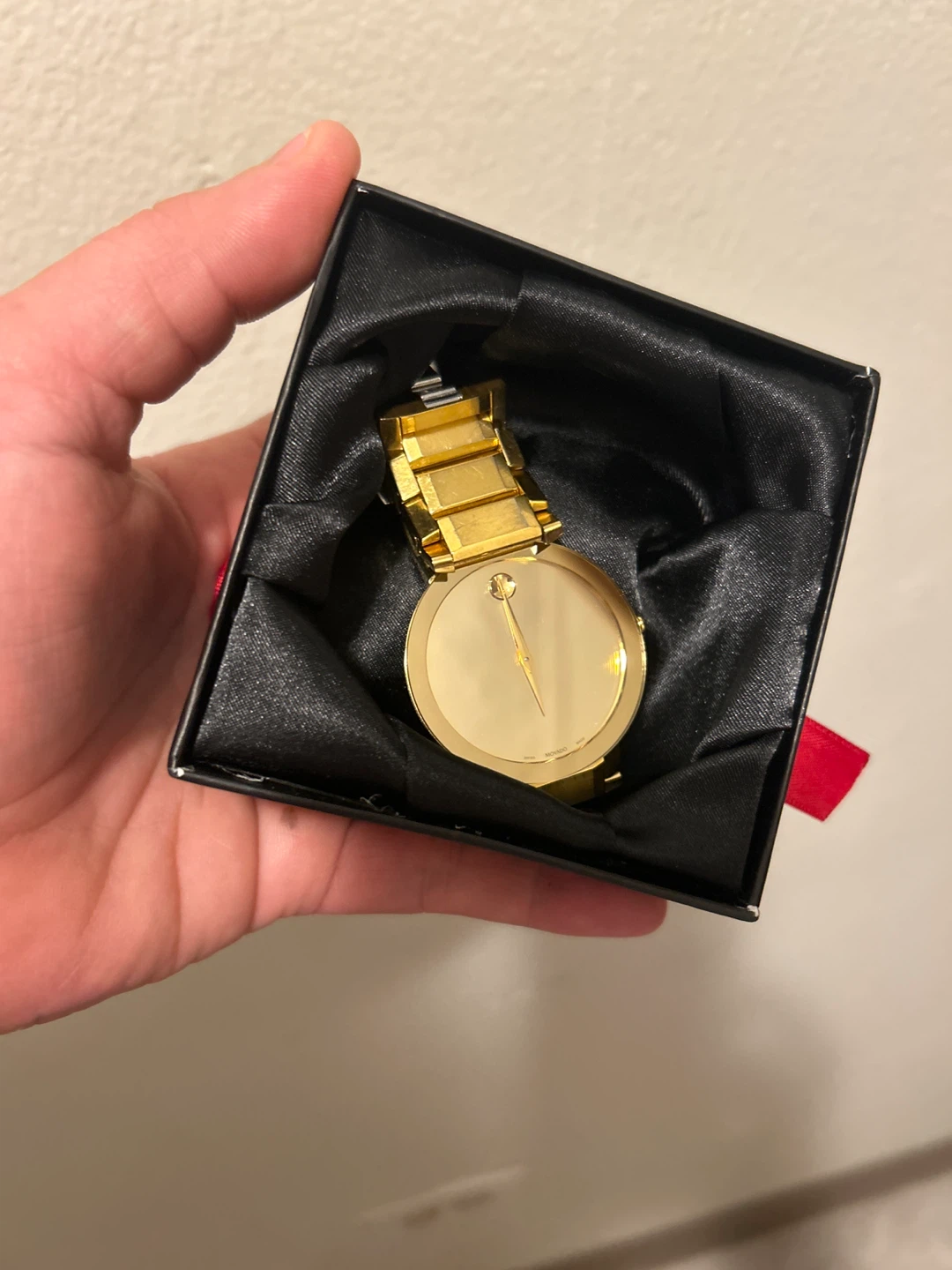 Movado Museum Classic Gold Watch - photo 3