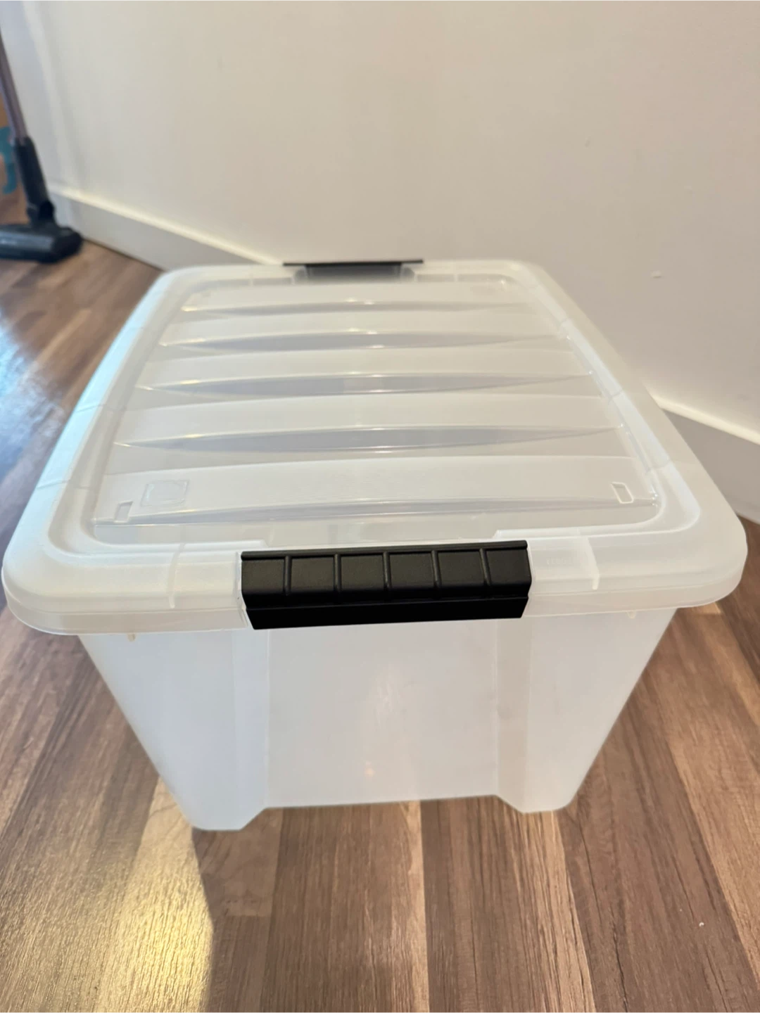 IRIS USA 32 Qt Stackable Plastic Storage Bins with Lids - photo 3
