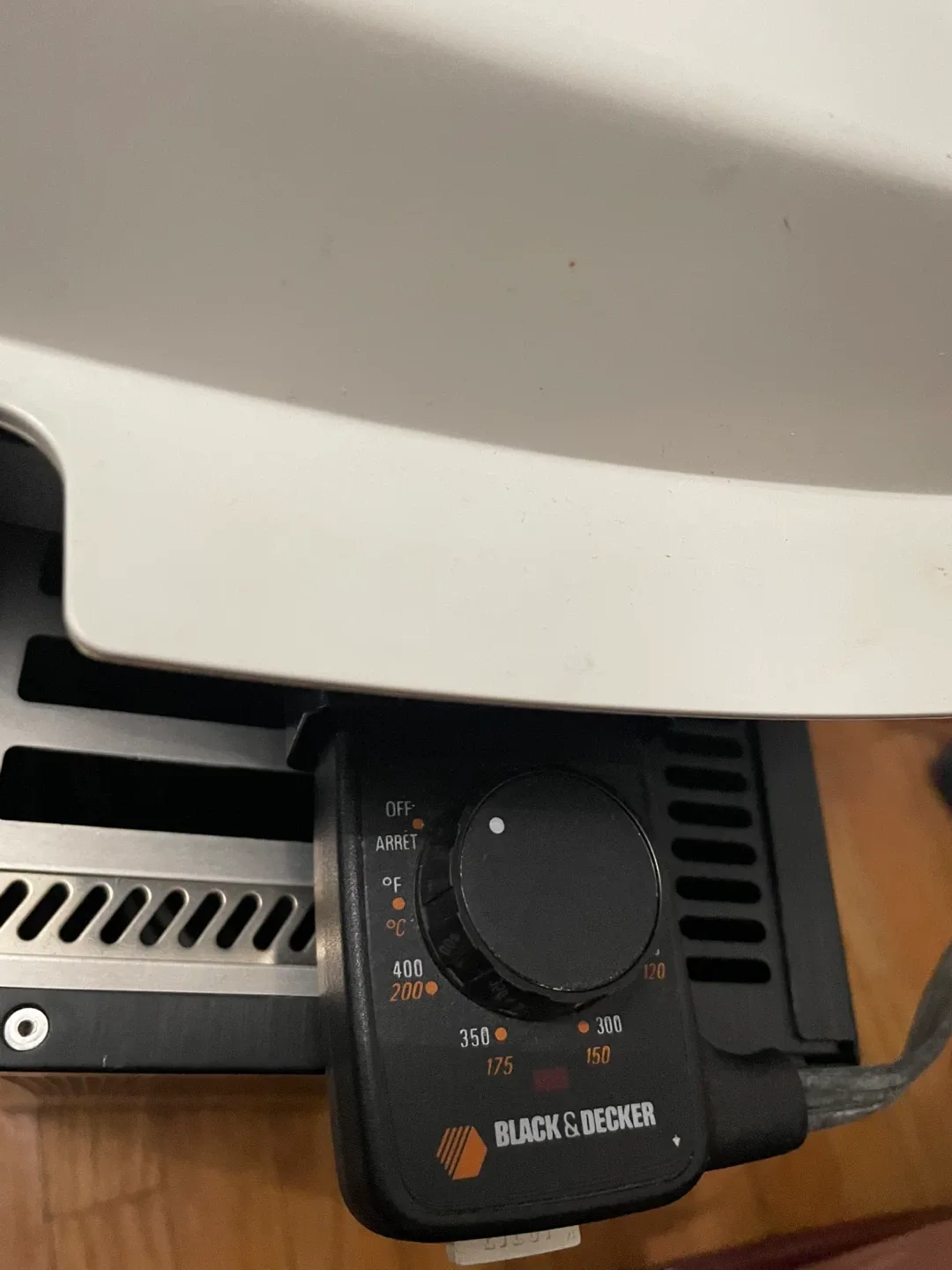 Used Black & Decker Multi Cuisine Deluxe 12" Skillet image indicator(3)