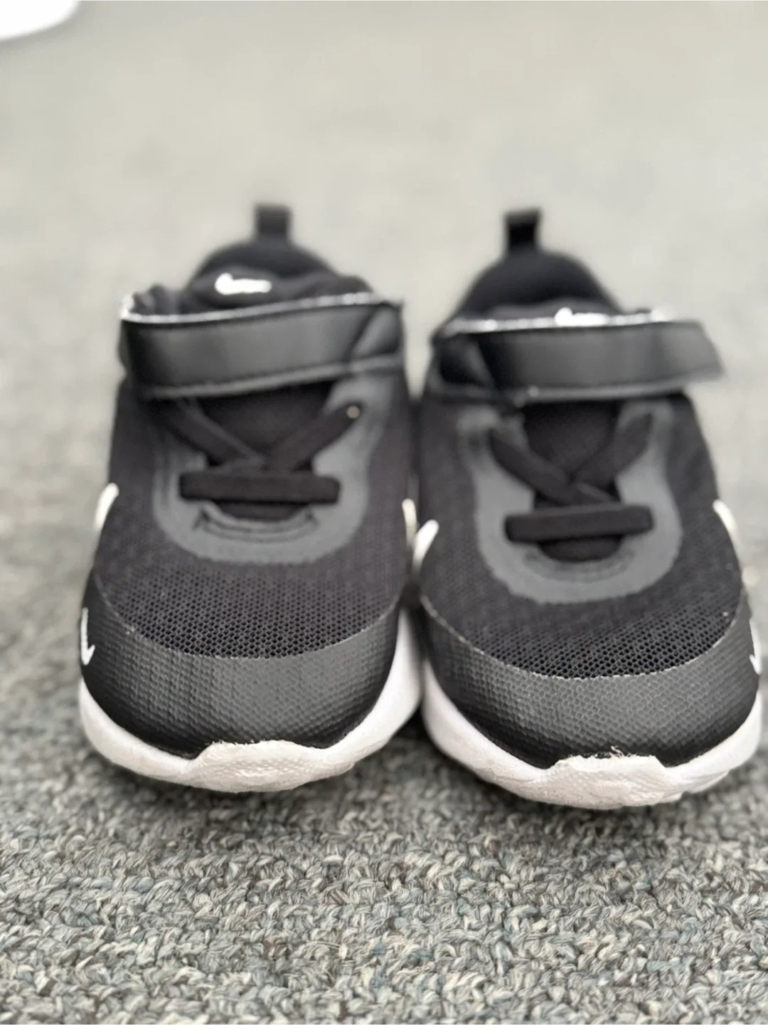 Nike Toddler Shoes - Black & White thumbnail