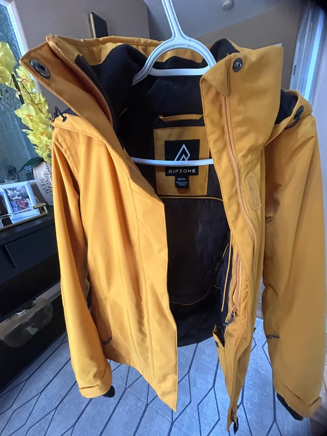 Ripzone Yellow Ski Jacket - Size XS Women image indicator(2)
