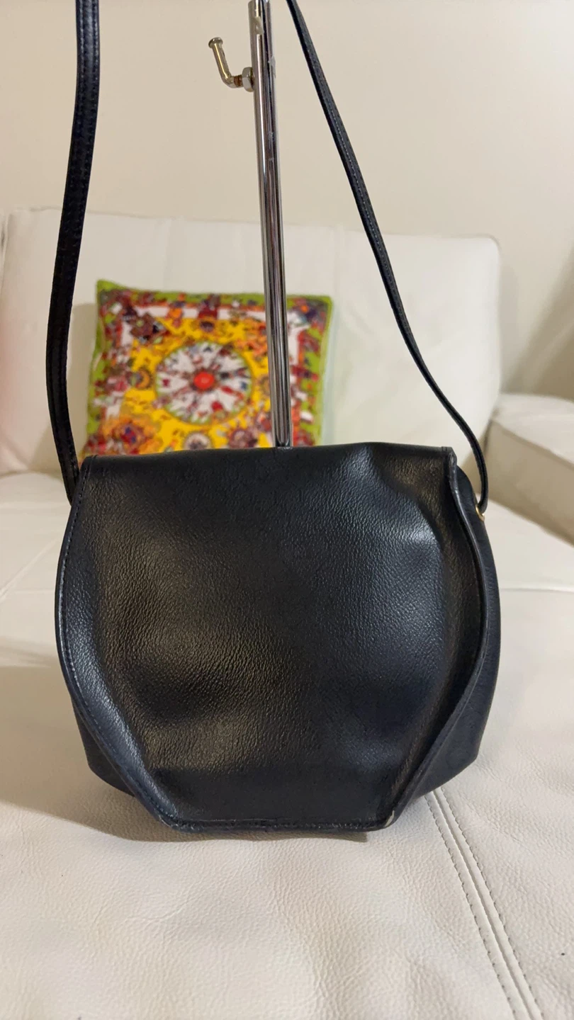 Christian Dior Black Leather Shoulder Bag - photo 3