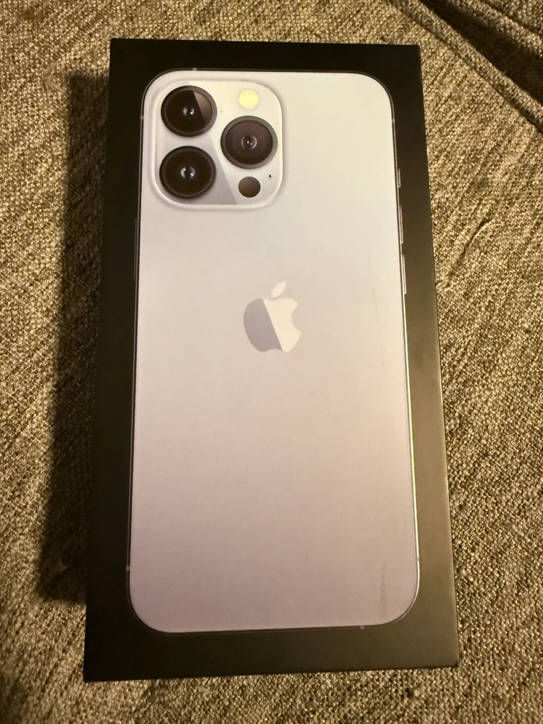 iPhone 13 Pro Blue - photo 4