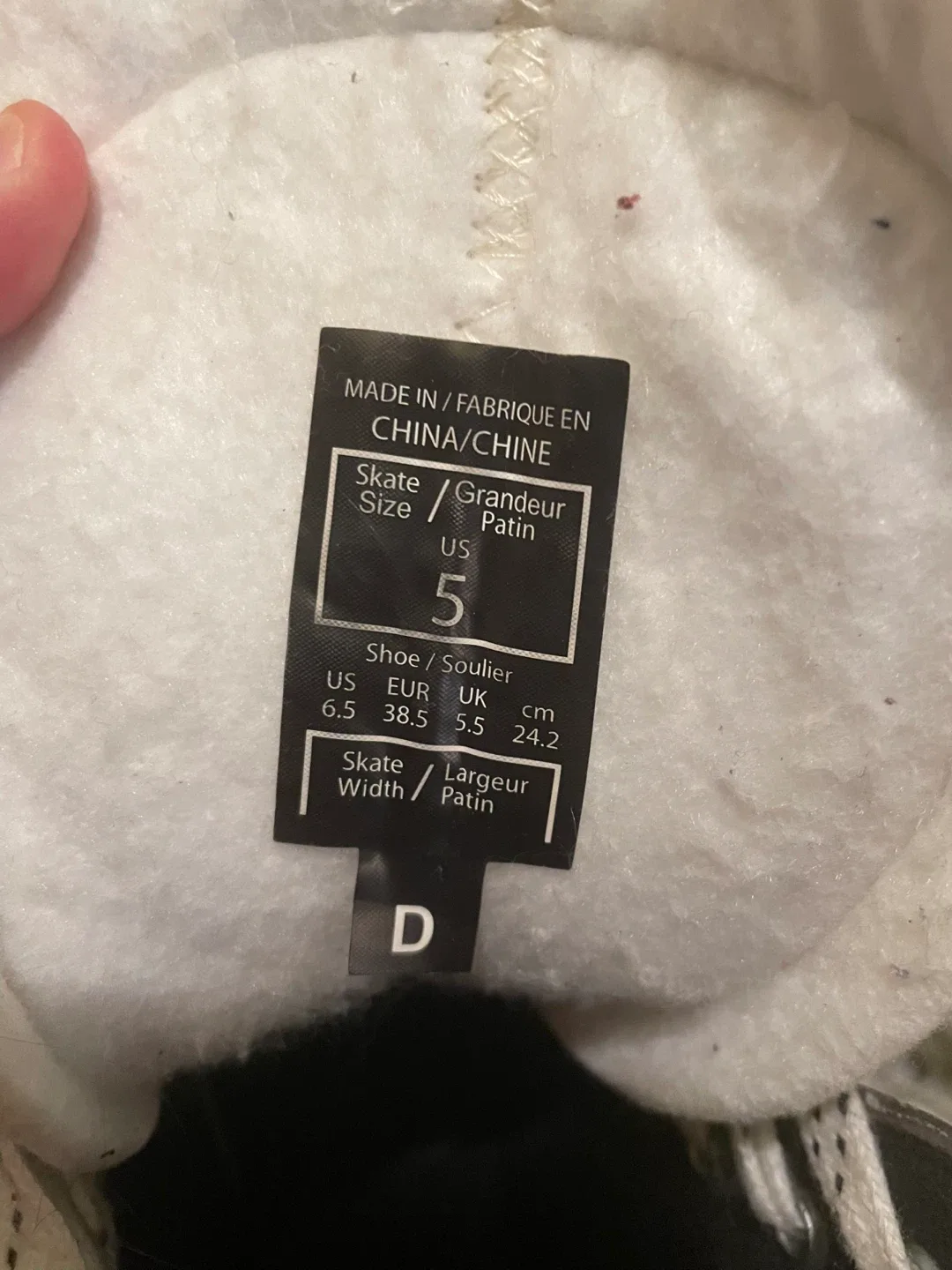 🥕 CCM Ribcor XT Ice Hockey Skates - Size US 5 image indicator(2)