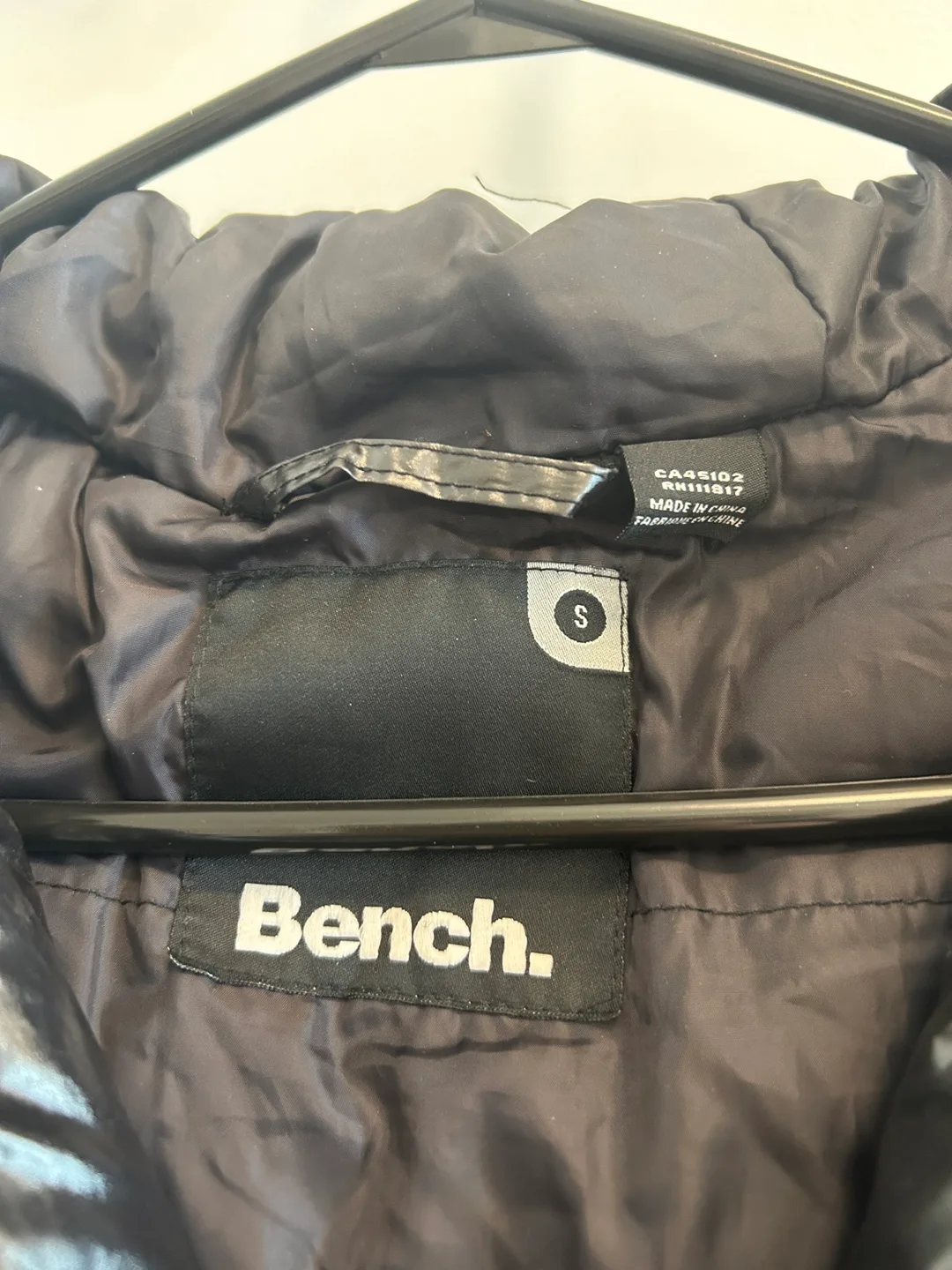 Bench Black Puffer Jacket image indicator(6)