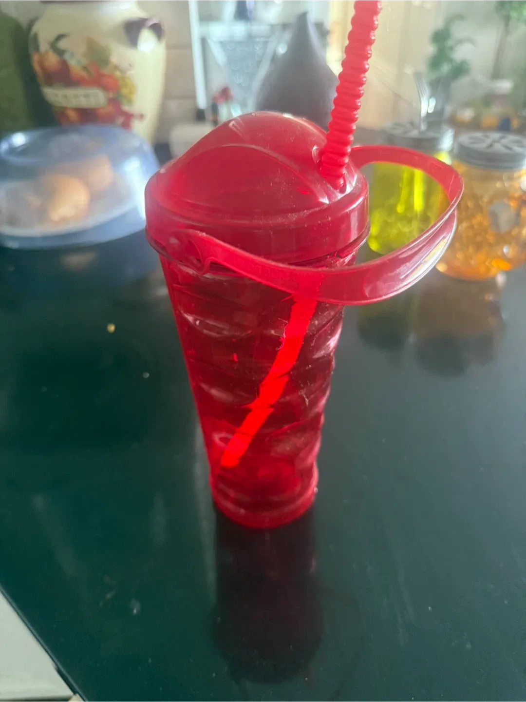 Red Slushie Cup with Straw image indicator(3)