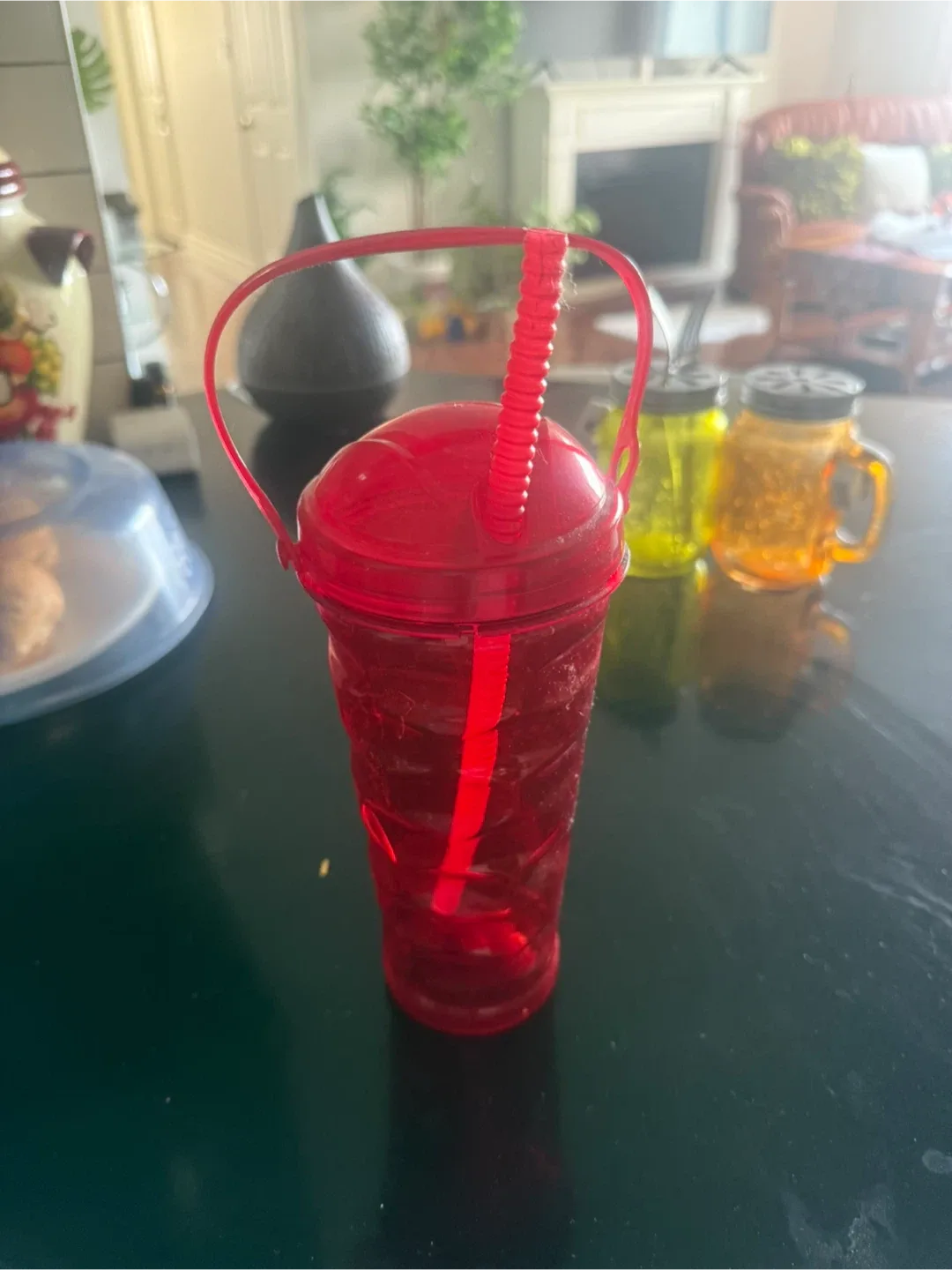 Red Slushie Cup with Straw image indicator(2)