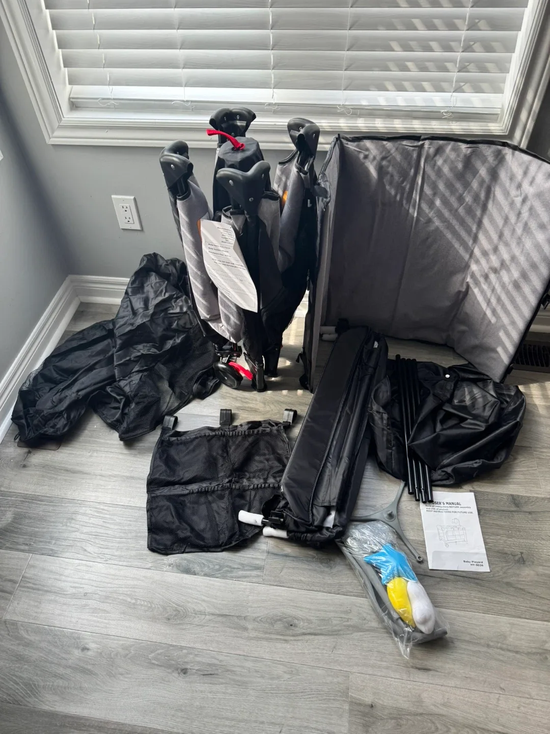 Baby Portable Playard/Crib image indicator(2)