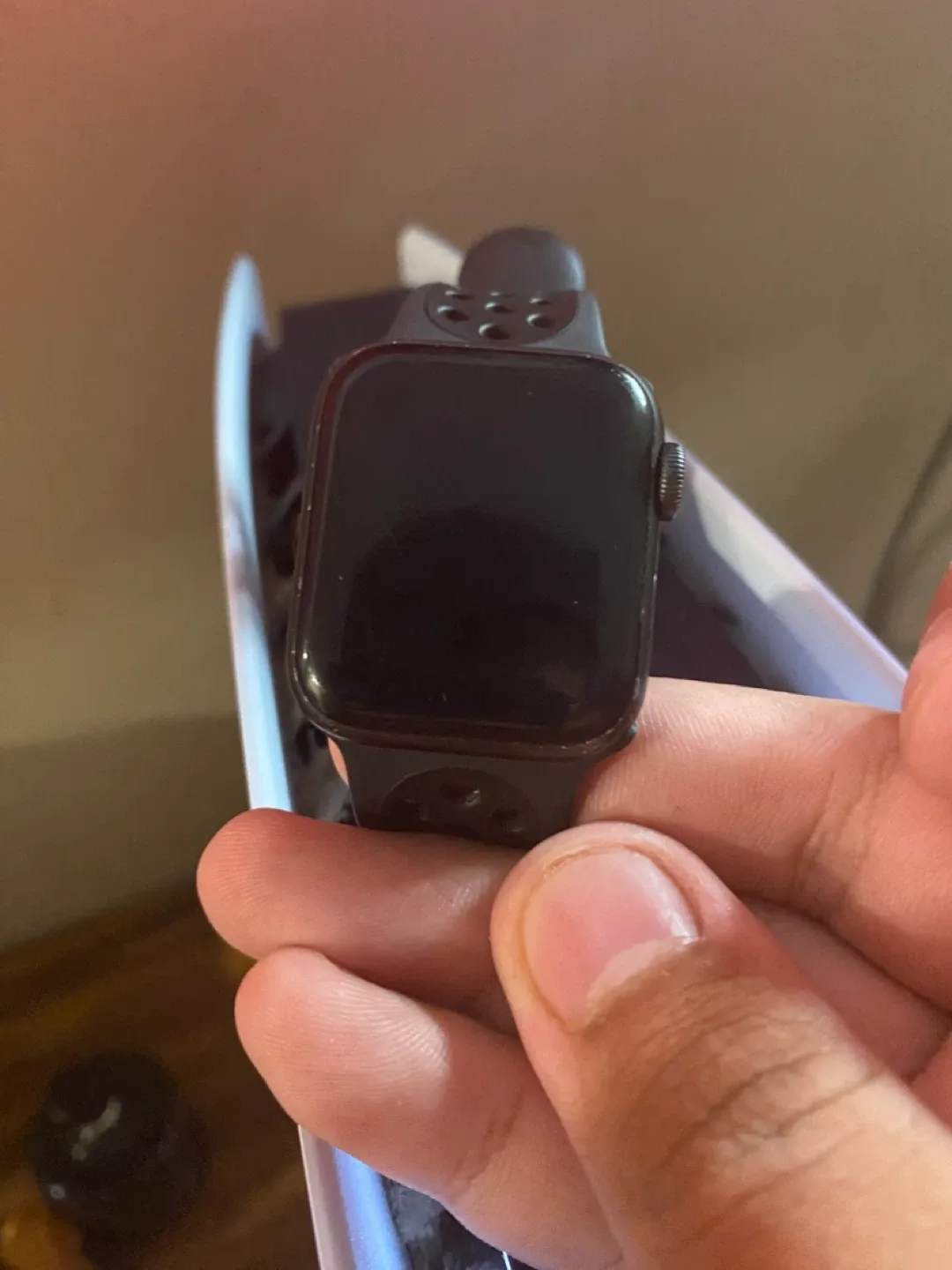 Apple Watch Black image indicator(2)