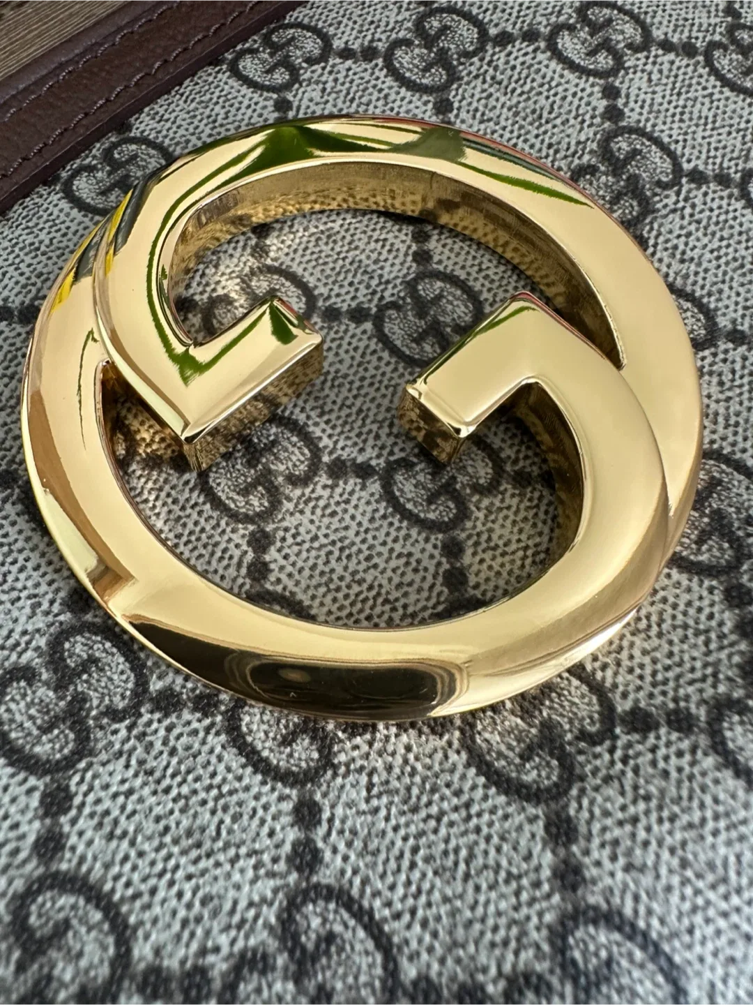 Gucci Blondie Small Shoulder Bag image indicator(6)