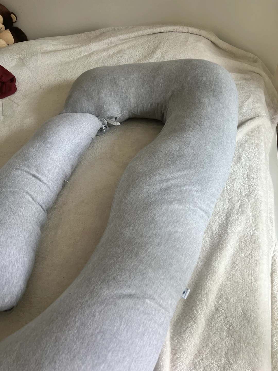 Grey U-Shaped Body Pillow - photo 2