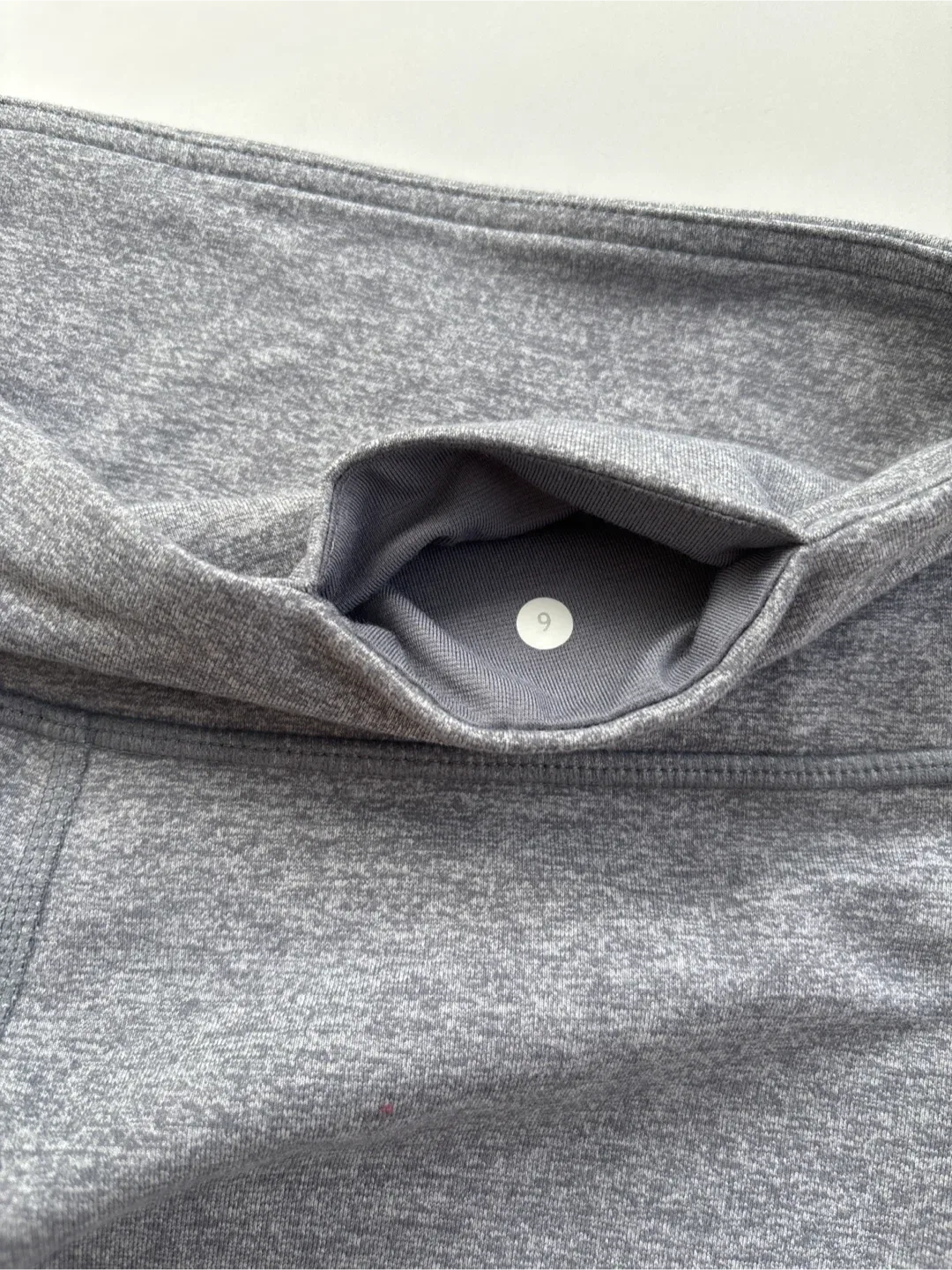 Lululemon Grey Leggings - Size 6 image indicator(3)