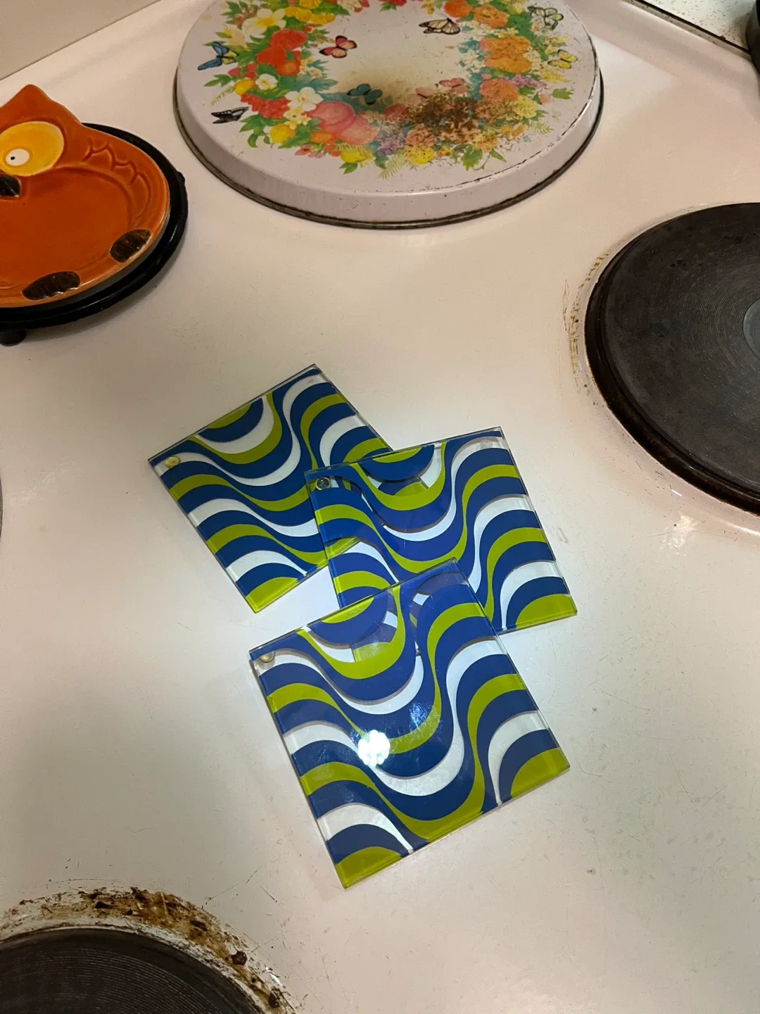 Free Retro Glass Coasters (3) 🥕 image indicator(2)