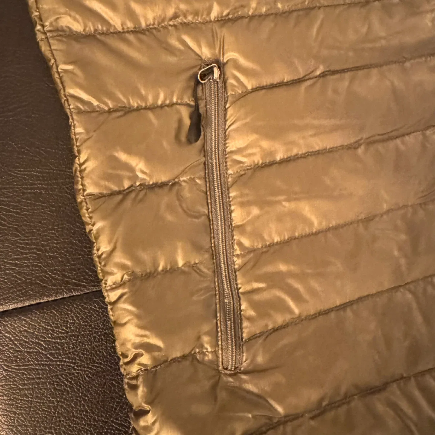 Kirkland Men's Size Medium Down Puffer Jacket image indicator(3)