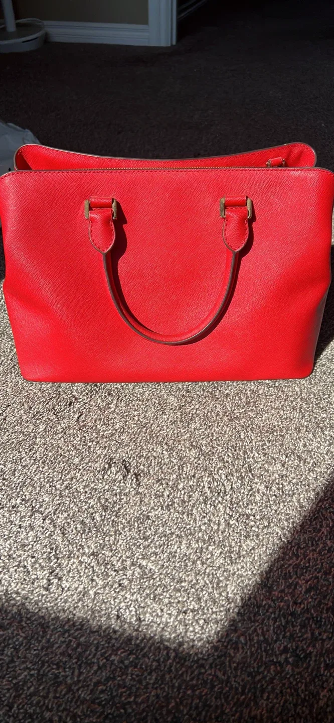 Michael Kors Red Purse image indicator(2)