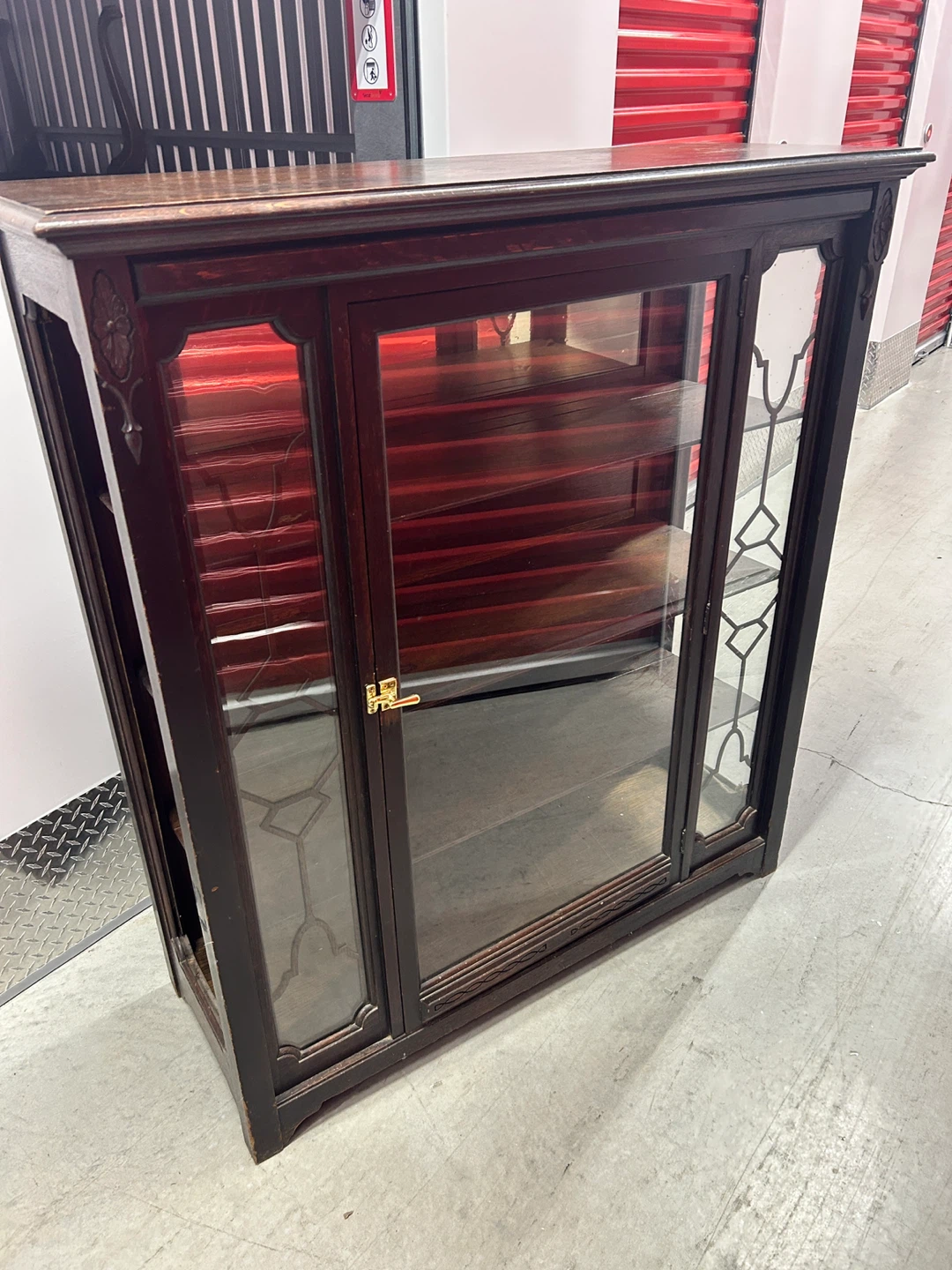 Vintage Wooden Display Cabinet - photo 2
