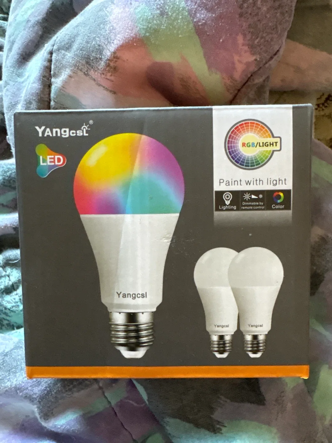 Yangcsl LED RGB Light Bulb - 2 in 1 image indicator(2)