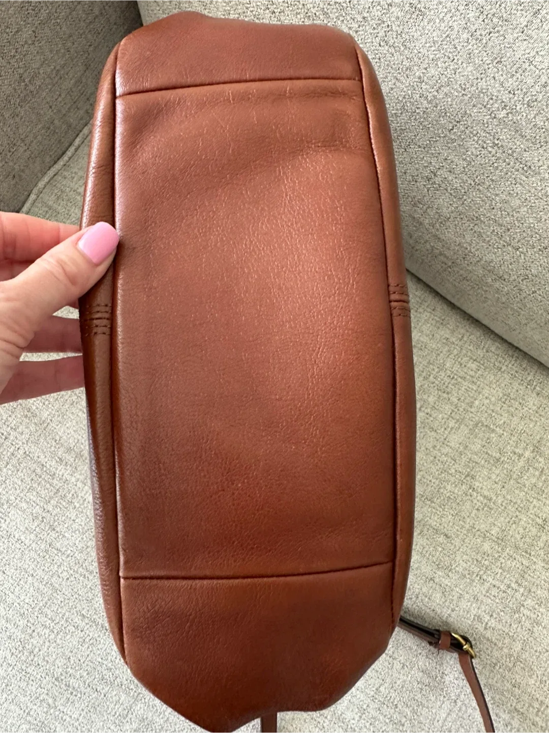 Fossil Jolie Brown Leather Hobo Bag image indicator(6)