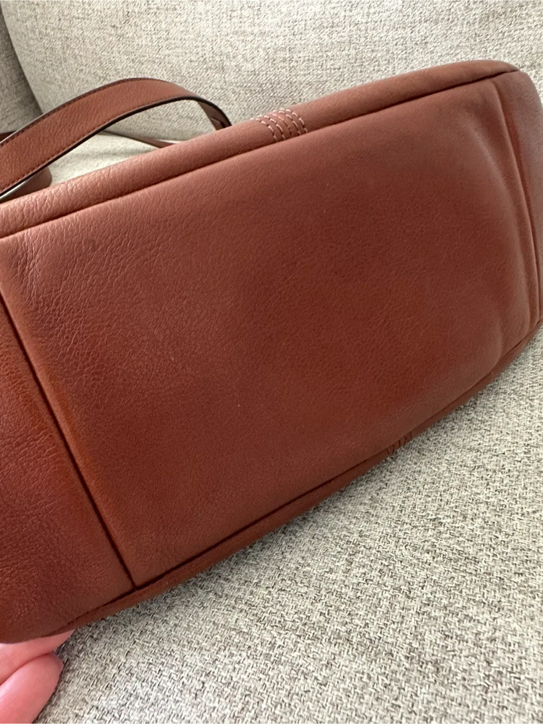 Fossil Jolie Brown Leather Hobo Bag image indicator(7)