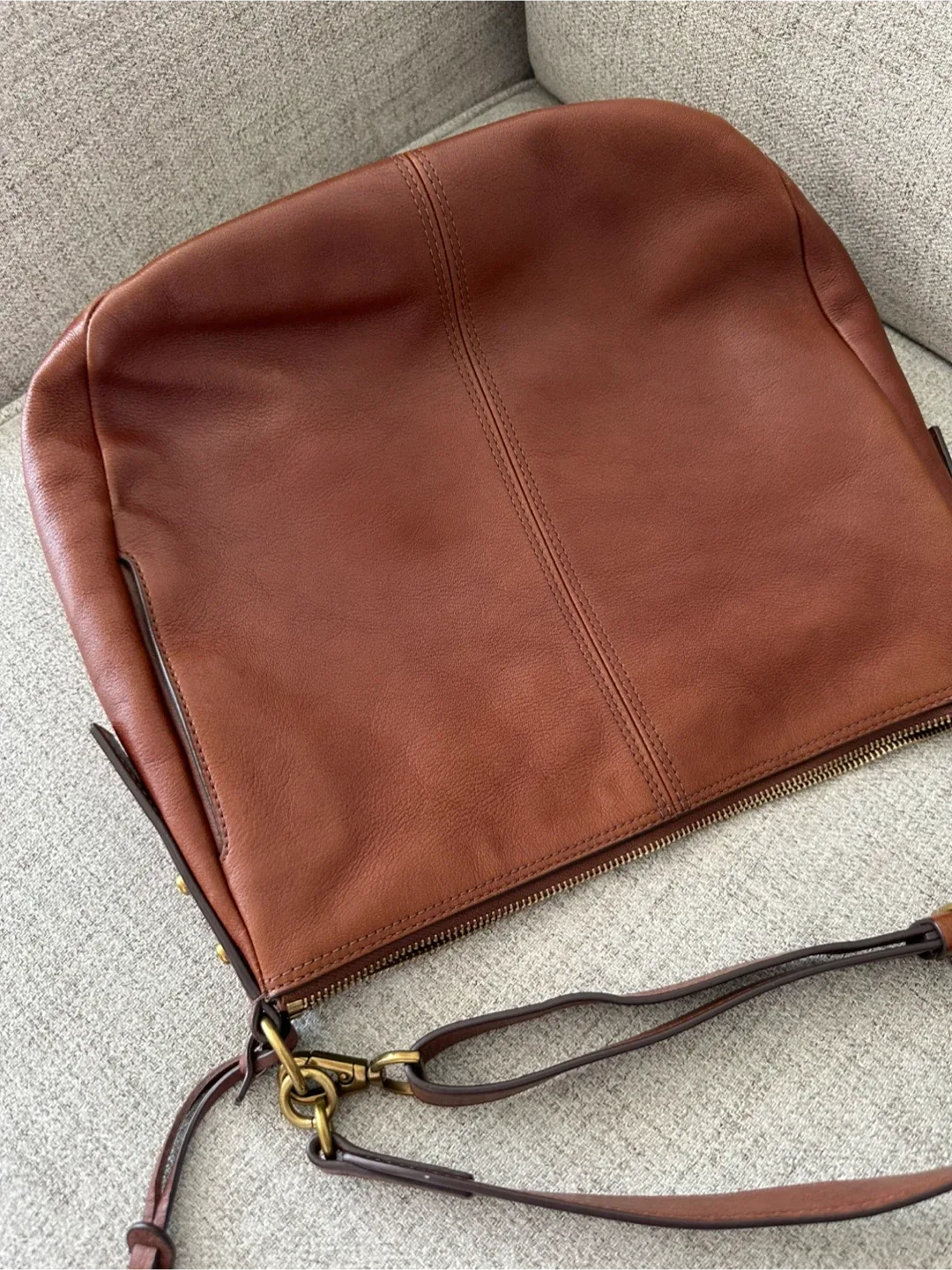 Fossil Jolie Brown Leather Hobo Bag image indicator(10)