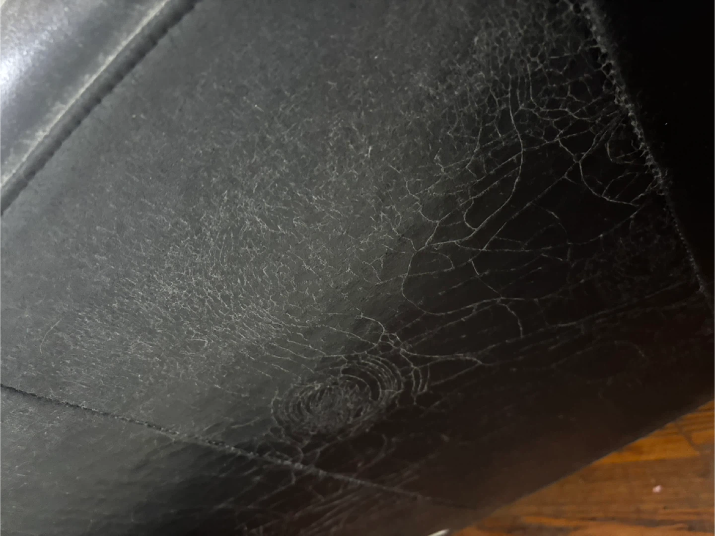 Black Leather Sofa - photo 4
