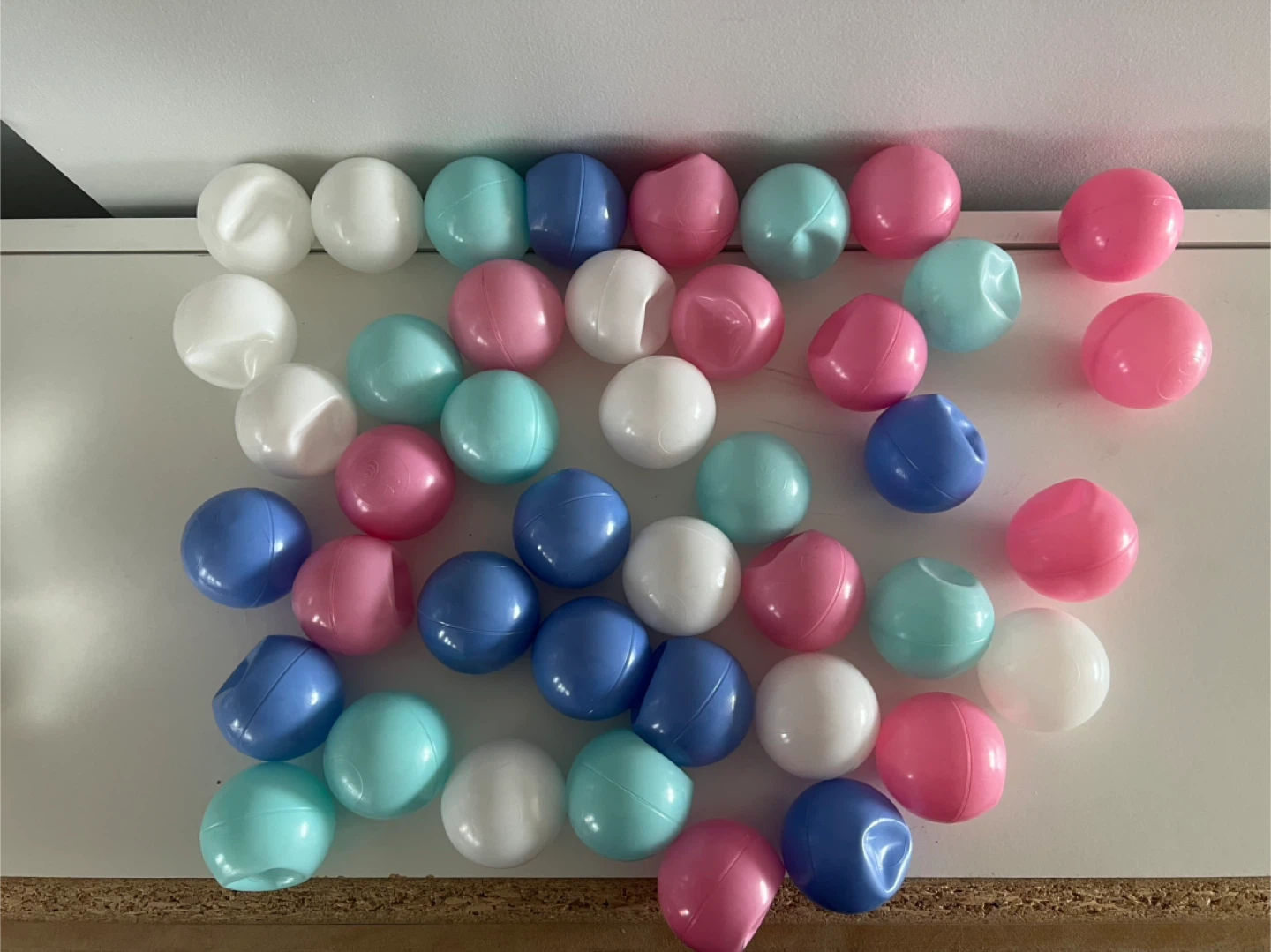Colorful Plastic Play Balls