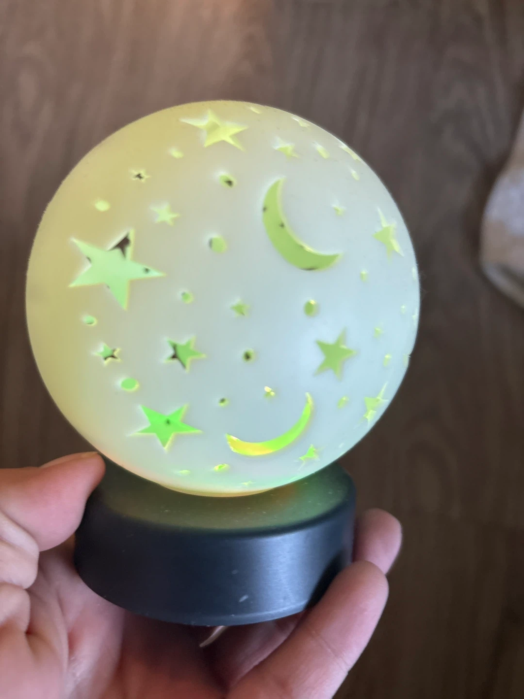 Moon & Stars Colour Changing Night Light 🥕 - photo 3