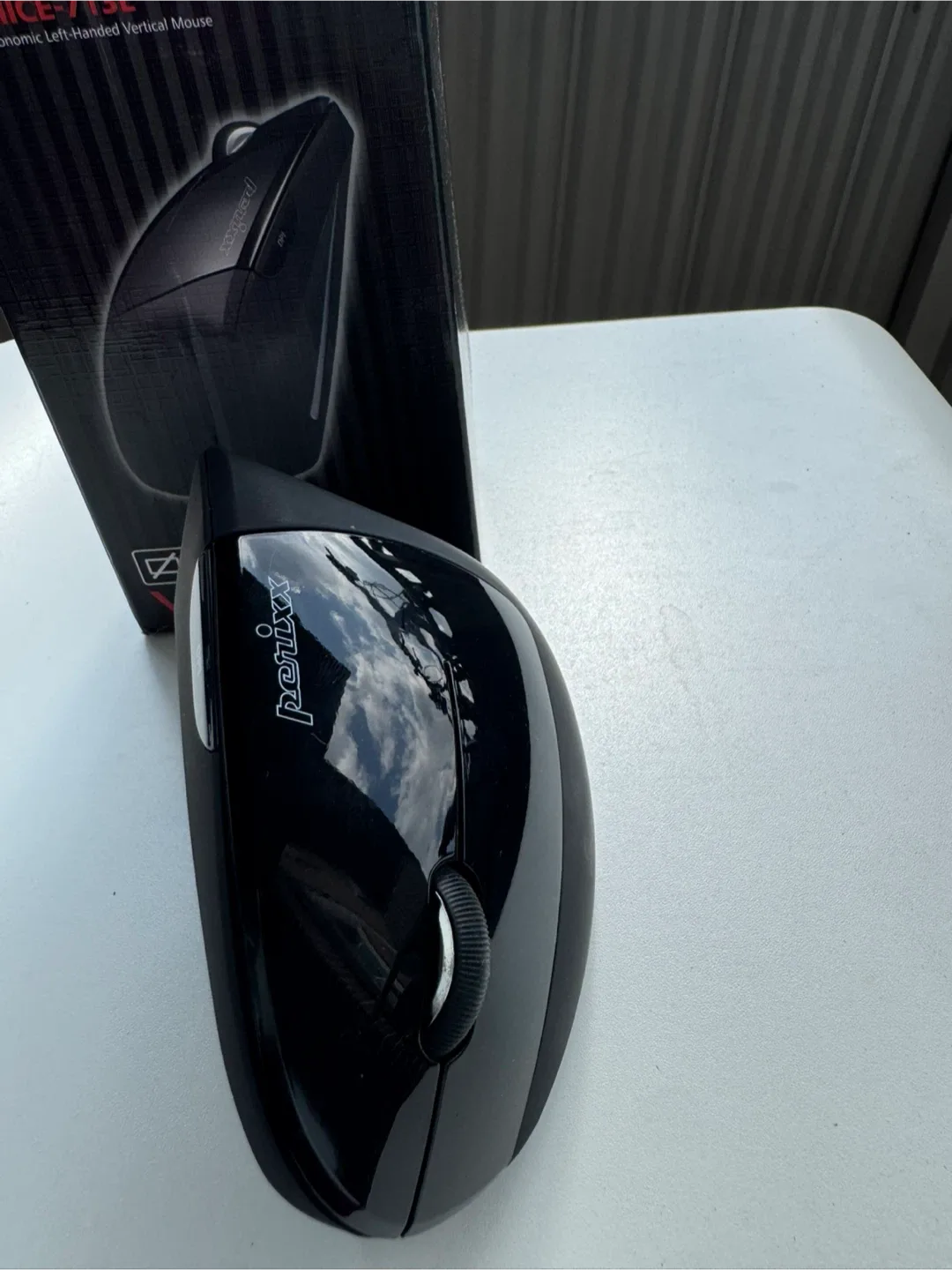 Perixx PERIMICE-713L Ergonomic Left-Handed Vertical Mouse - NEW image indicator(5)