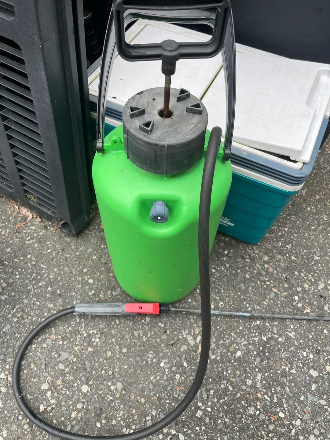 Green Garden Sprayer 🥕 image indicator(2)