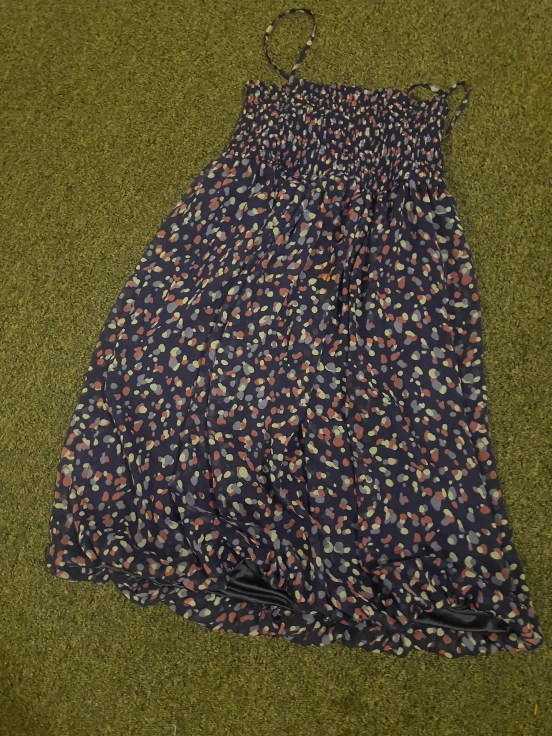 Mix of Women's Dresses & Tops image indicator(3)