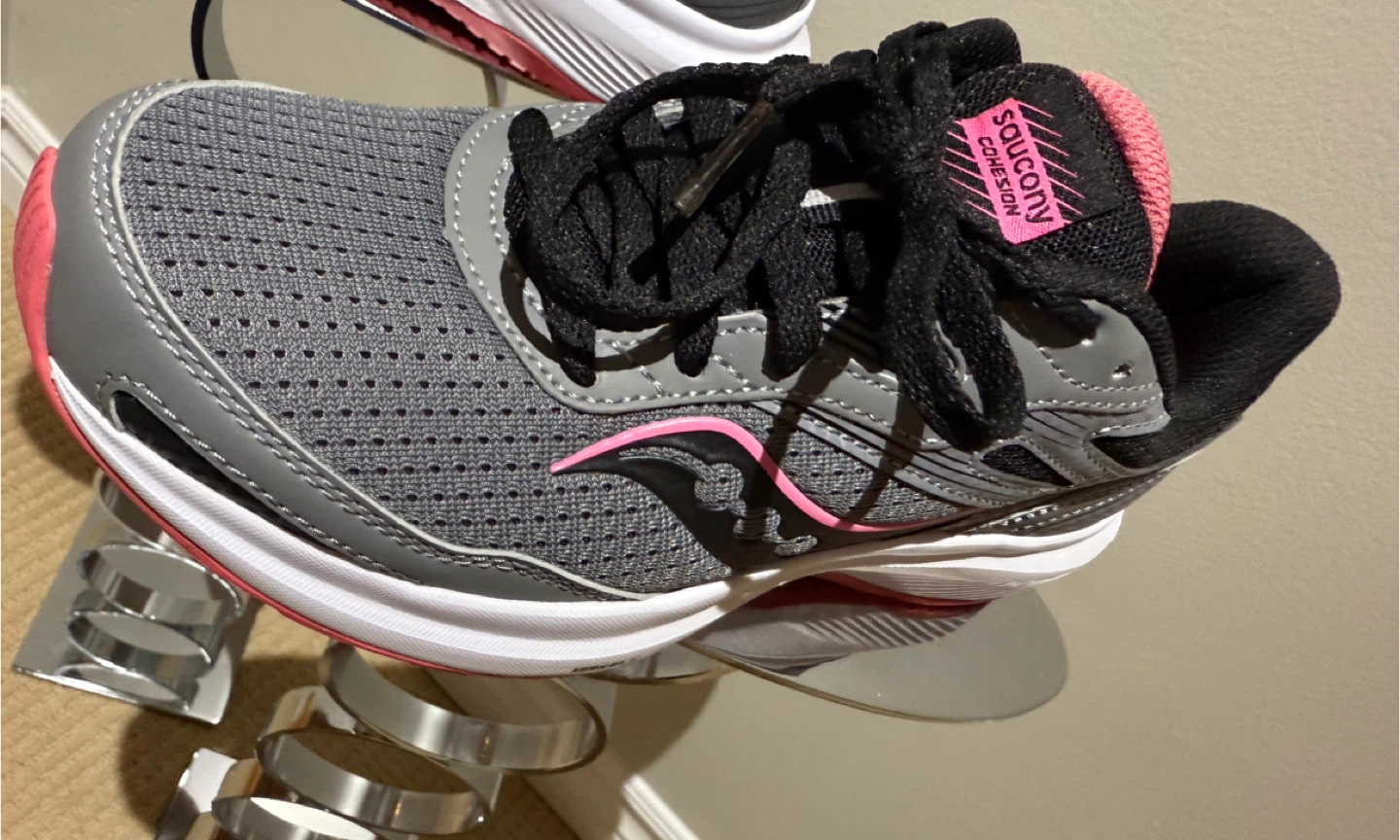 Saucony Cohesion 15 Grey/Pink Women's Size 6.5 - photo 2