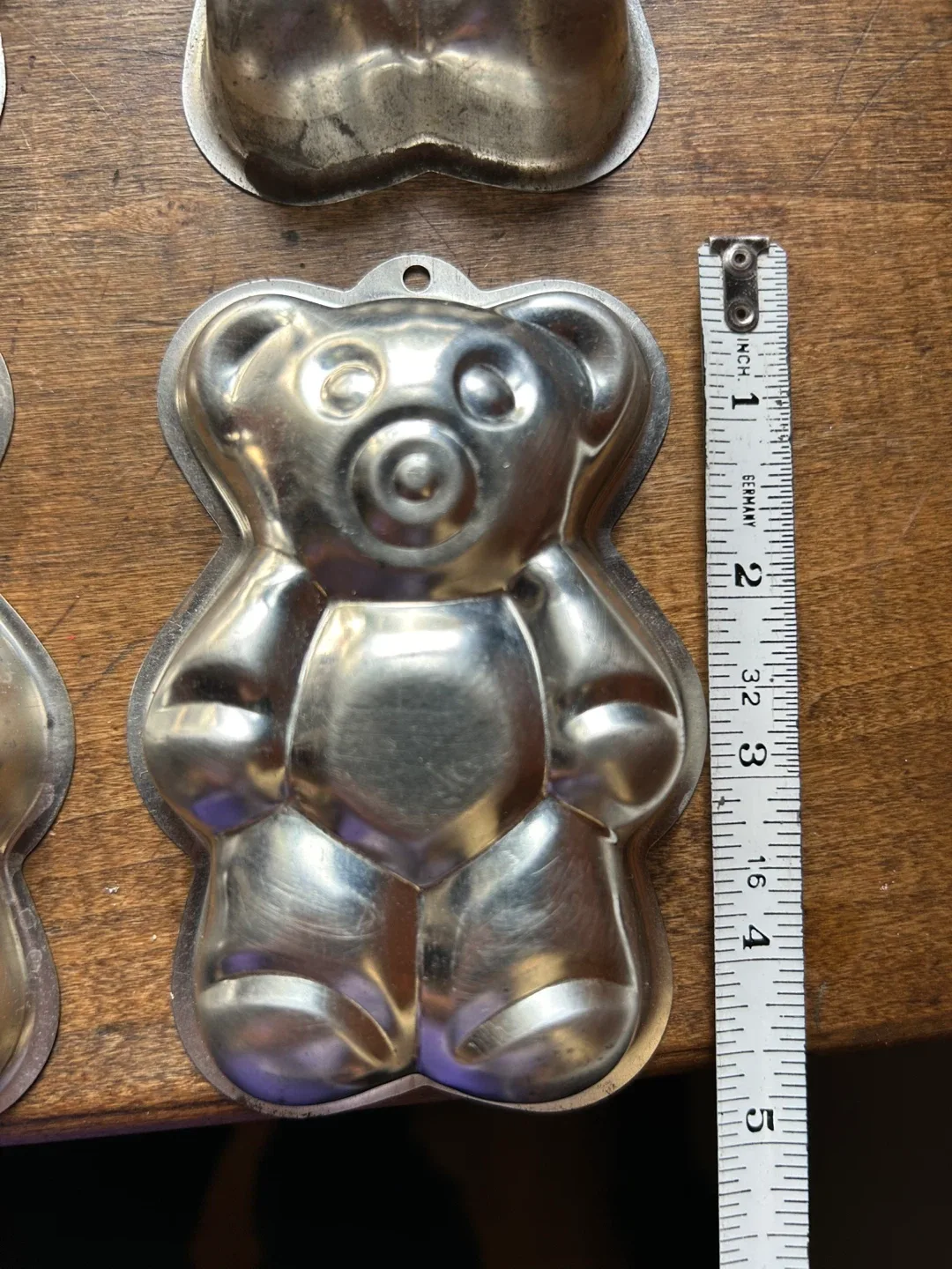 4 x Teddy Bear Mini Cake Pans Metal Kitchen Baking Decorative thumbnail