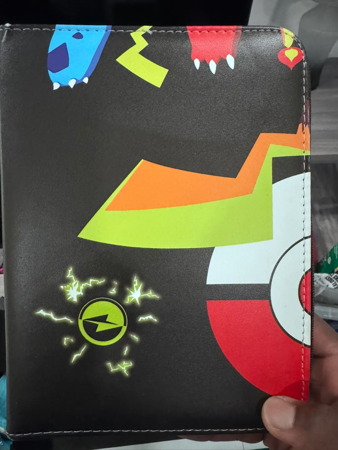 Pokémon Trading Card Binder thumbnail