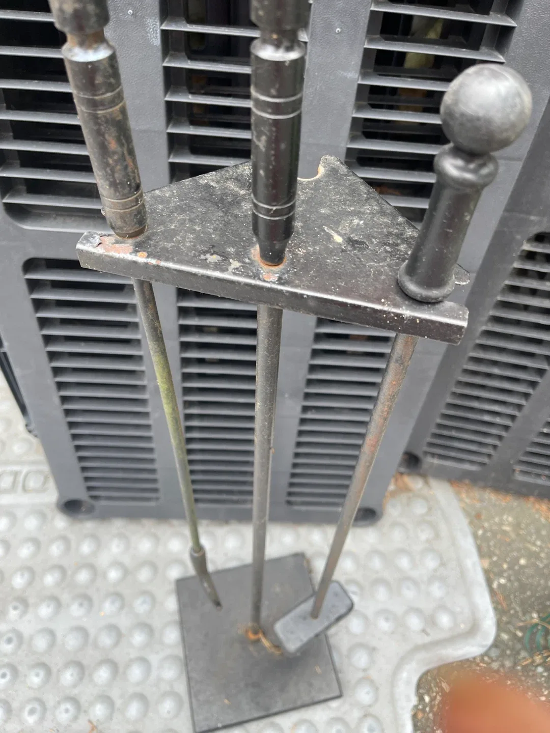 Free Fireplace Tool Set 🥕 image indicator(2)