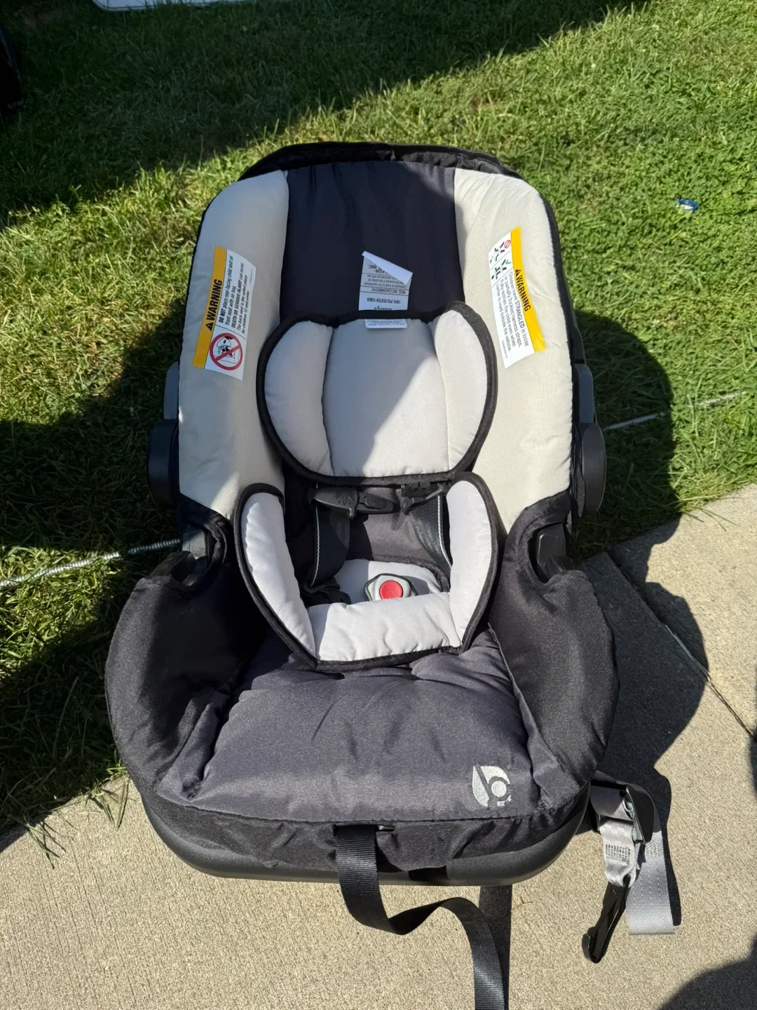 Baby Trend Infant Car Seat thumbnail