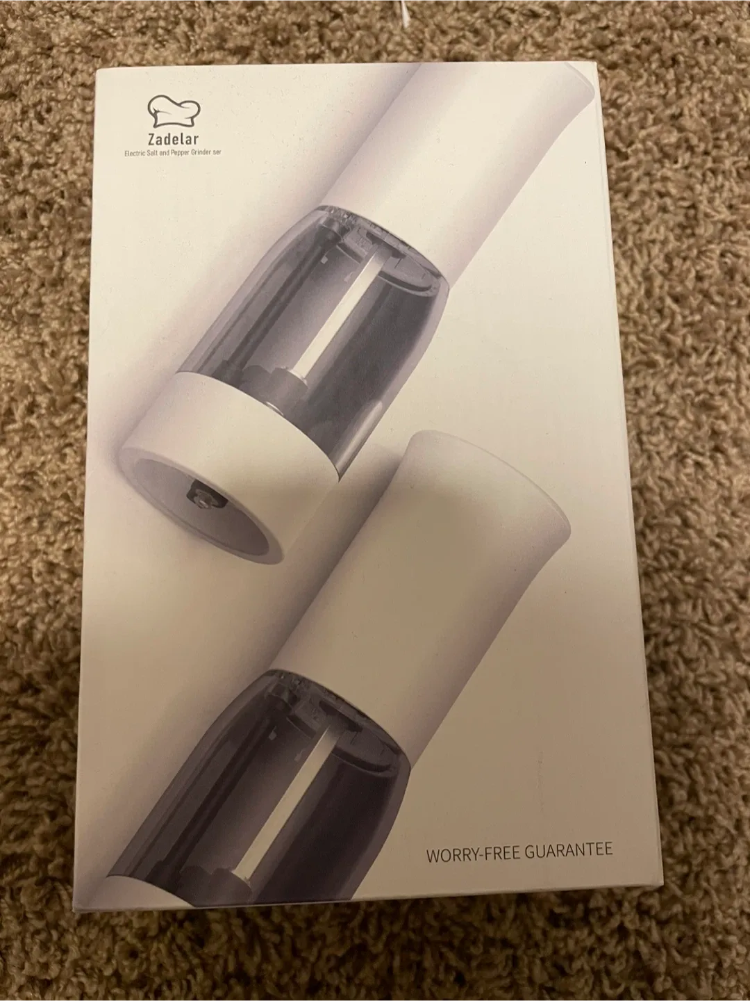 Zadelar Electric Salt and Pepper Grinder Set - New in Box!
