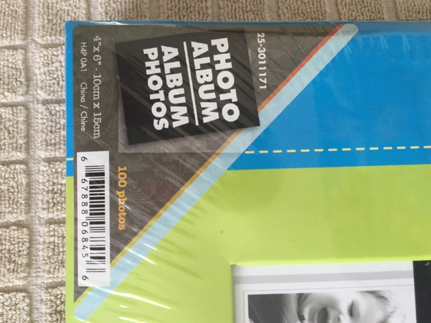 New Photo Album (4x6) - Holds 100 Photos image indicator(2)