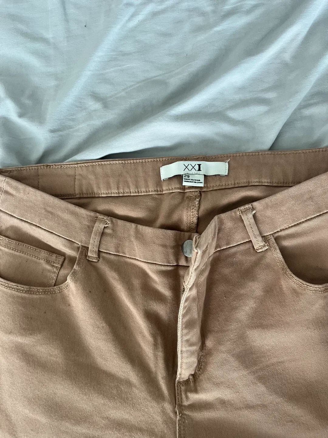 Pants Bundle - Reitmans, Gap & Forever 21 image indicator(4)